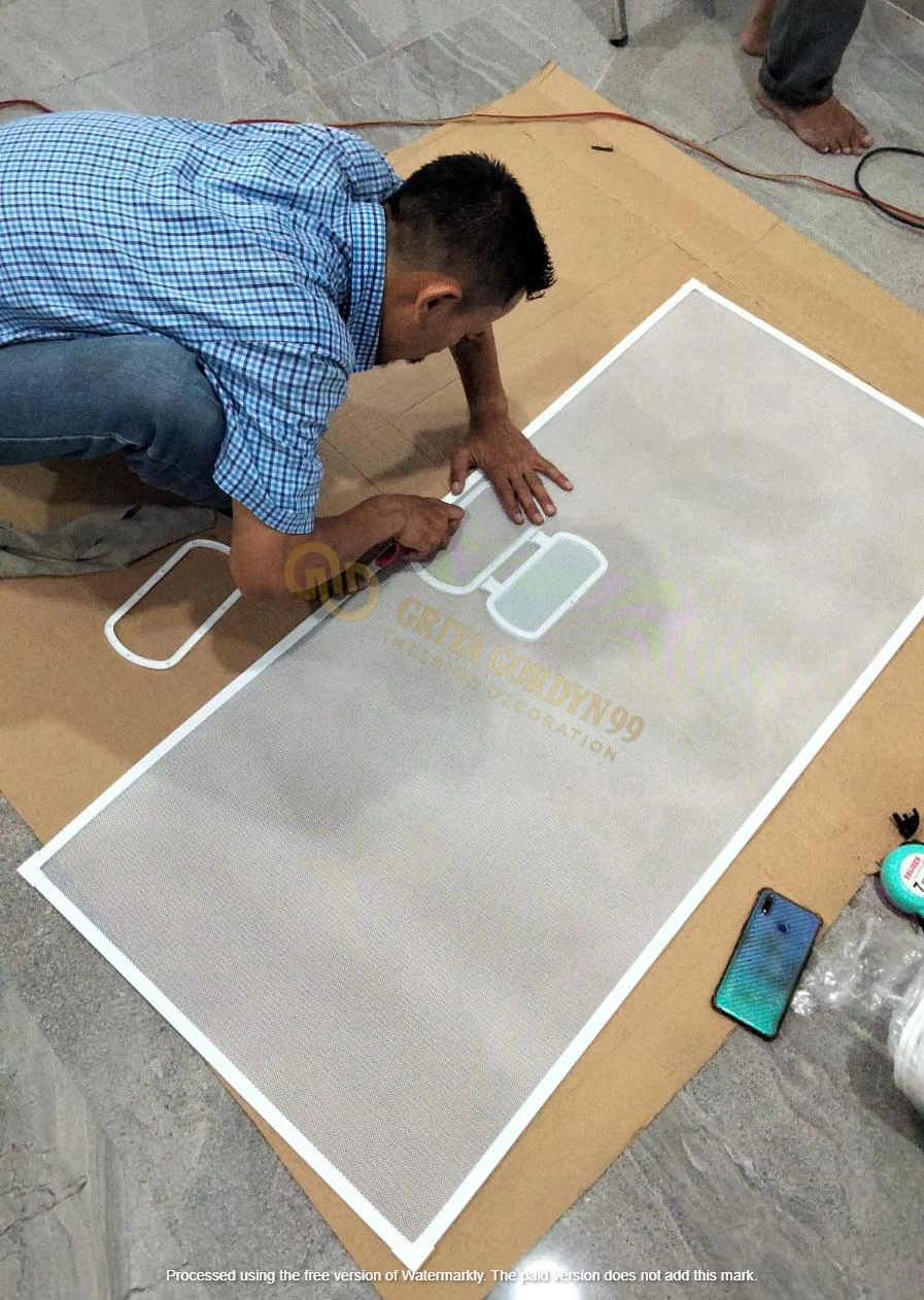 Proyek Gordyn Bekasi — Pemasangan Kasa Nyamuk Magnet Parabola Coating  Taman Simprug Lippo Cikarang — GRIYA GORDYN 99
