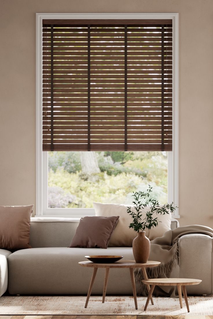 Wooden Blinds Jakarta – GRIYA GORDYN 99